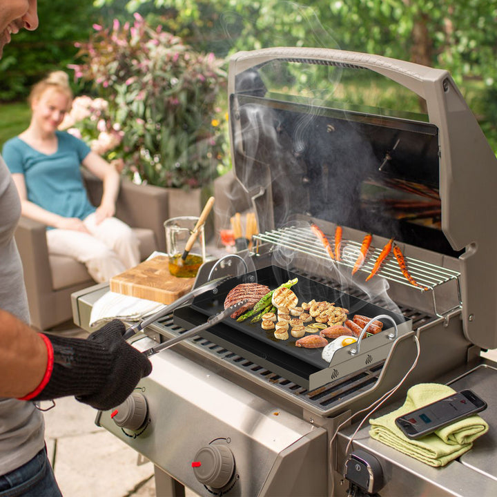 Onlyfire Universal BBQ Griddle with Handles, 18" x 12.6"